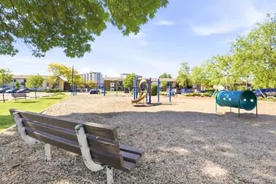 8828 N Leslie Lane #104D, Des Plaines, IL 60016 - Photo 24