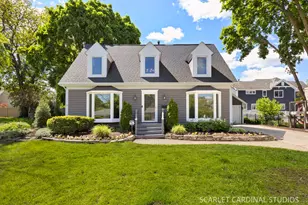 416 W Oak St, Wheaton, IL 60187 - Photo 1