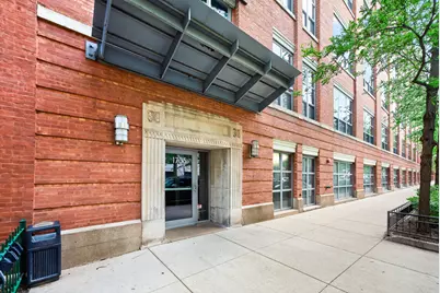 1735 N Paulina Street #612, Chicago, IL 60622 - Photo 2