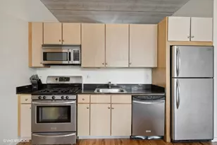 630 N Franklin St, Chicago, IL 60654 - Photo 4