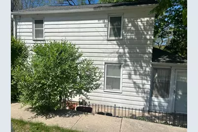 208 N Carroll Street, Mount Carroll, IL 61053 - Photo 2