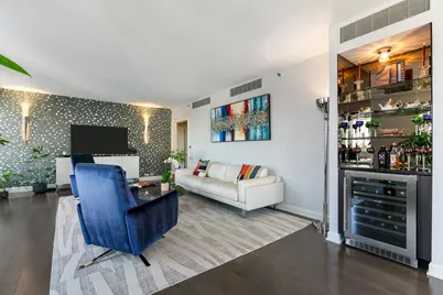 161 E Chicago Avenue #33B, Chicago, IL 60611 - Photo 6