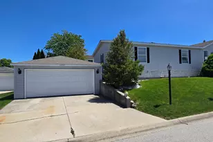 22737 Beverly Dr, Frankfort, IL 60423 - Photo 2