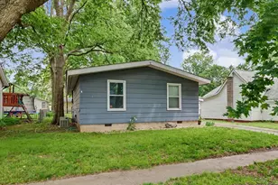 704 E Lincoln St, Monticello, IL 61856 - Photo 28