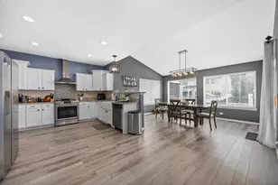 2321 Amsterdam Cir, Montgomery, IL 60538 - Photo 4