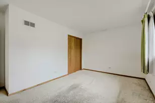 496 Sheridan Ln, Schaumburg, IL 60193 - Photo 18
