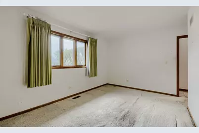 496 Sheridan Lane, Schaumburg, IL 60193 - Photo 16