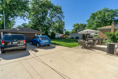 508 N Addison Road, Villa Park, IL 60181 - Photo 20