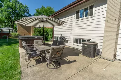 508 N Addison Road, Villa Park, IL 60181 - Photo 18