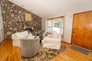 508 N Addison Rd, Villa Park, IL 60181 - Photo 2