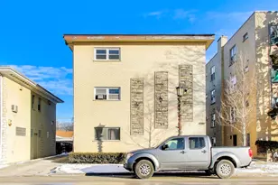 306 Chicago Ave, Oak Park, IL 60302 - Photo 2