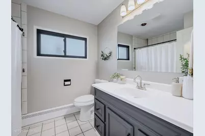 657 W Armitage Avenue, Elmhurst, IL 60126 - Photo 20