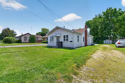 111 Buchanan Street, Morris, IL 60450 - Photo 1