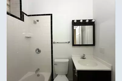 1358 N Bosworth Avenue #3, Chicago, IL 60642 - Photo 14