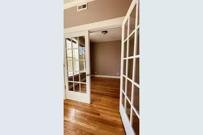 1942 W Irving Park Road #2, Chicago, IL 60613 - Photo 8