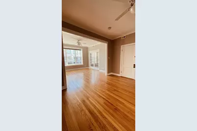 1942 W Irving Park Road #2, Chicago, IL 60613 - Photo 2