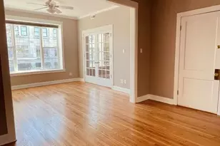 1942 W Irving Park Rd, Chicago, IL 60613 - Photo 2