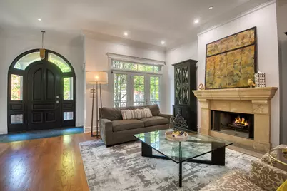 2743 N Dayton Street, Chicago, IL 60614 - Photo 2