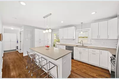 100 N Eastwood Avenue, Mount Prospect, IL 60056 - Photo 14