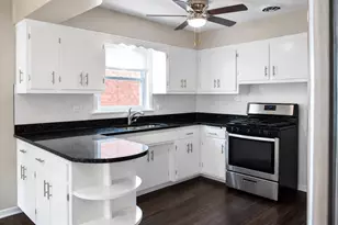 10941 S Kedzie Ave, Chicago, IL 60655 - Photo 4