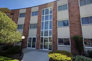 9717 S Keeler Ave, Oak Lawn, IL 60453 - Photo 1