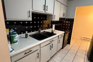 9717 S Keeler Ave, Oak Lawn, IL 60453 - Photo 4