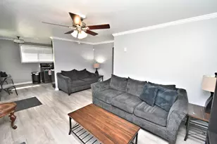 3123 176th St, Lansing, IL 60438 - Photo 6