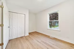 1107 Victoria Ave, North Chicago, IL 60064 - Photo 14