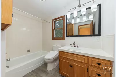 210 S Gladstone Avenue, Aurora, IL 60506 - Photo 24