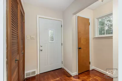 210 S Gladstone Avenue, Aurora, IL 60506 - Photo 16