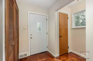 210 S Gladstone Ave, Aurora, IL 60506 - Photo 16