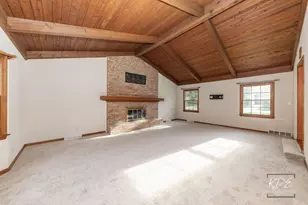 210 S Gladstone Ave, Aurora, IL 60506 - Photo 14