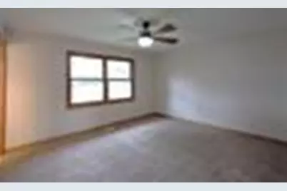 154 Columbia Street NW, Poplar Grove, IL 61065 - Photo 16