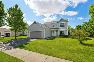 501 Bloomfield Dr, Bolingbrook, IL 60440 - Photo 2