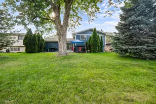 18443 De Jong Ln, Lansing, IL 60438 - Photo 6