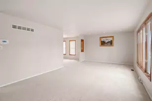 18443 De Jong Ln, Lansing, IL 60438 - Photo 4
