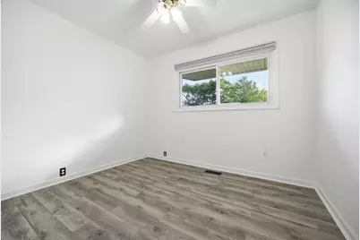 6 Beacon Avenue, Romeoville, IL 60446 - Photo 12