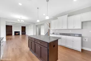 19943 Silverside Dr, Tinley Park, IL 60487 - Photo 12