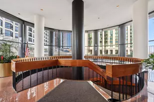 155 N Harbor Dr, Chicago, IL 60601 - Photo 14