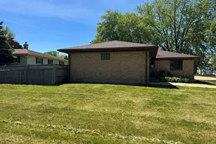401 S Ridge St, Shannon, IL 61078 - Photo 6