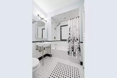 1454 W Cuyler Avenue, Chicago, IL 60613 - Photo 24