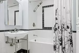 1454 W Cuyler Ave, Chicago, IL 60613 - Photo 24