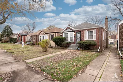 14204 S Eggleston Avenue, Riverdale, IL 60827 - Photo 2