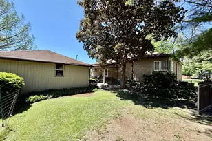 1006 N Sangamon Ave, Gibson City, IL 60936 - Photo 12