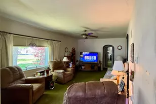 1006 N Sangamon Ave, Gibson City, IL 60936 - Photo 4