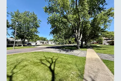 1006 N Sangamon Avenue, Gibson City, IL 60936 - Photo 16