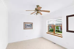 15 Manchester Ln, Elmhurst, IL 60126 - Photo 22