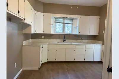 425 W Cleveland Street, Spring Valley, IL 61362 - Photo 8