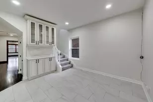 7818 S Merrill Ave, Chicago, IL 60649 - Photo 16