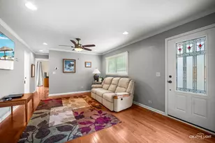 128 N Hale Ave, Bartlett, IL 60103 - Photo 6